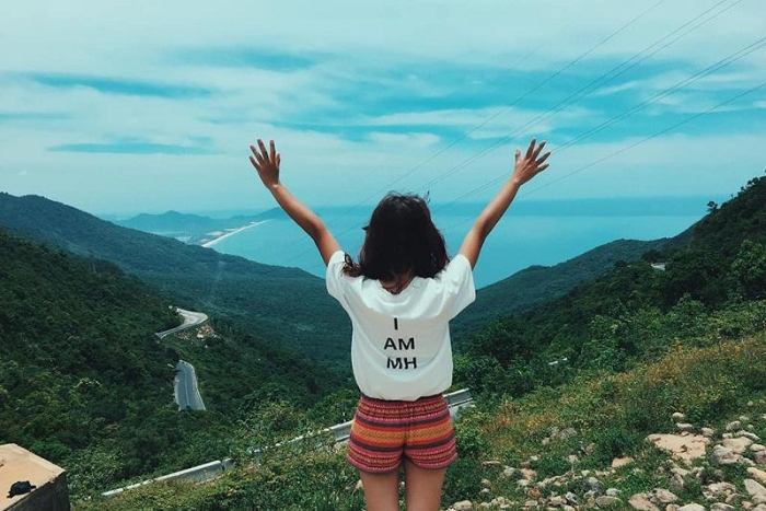 Un moment suspendu entre mer et montagne au col des Nuages
