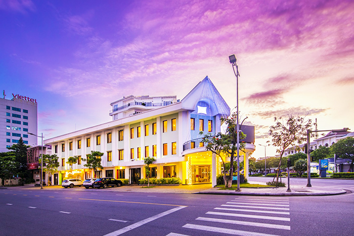 EMM Hotel Hue