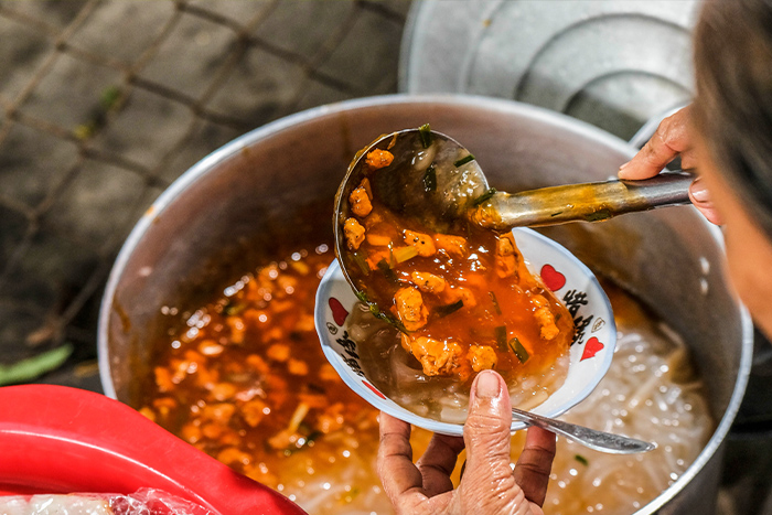 Soupe de Nam Phô 