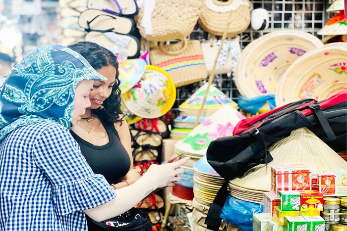 Shopping à Hué, expérience au marché de Tay Loc