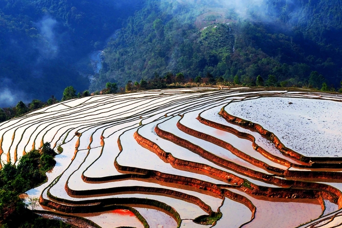 La saison des eaux &agrave; Lai Chau d&eacute;voile un paysage d'une beaut&eacute; tout &agrave; fait particuli&egrave;re