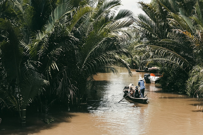 Excursion en bateau sur la rivière Tien 
