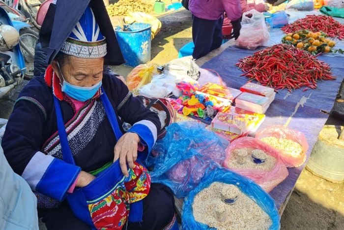 Le marché de Phi Long ouvre tous les samedis matins à Sapa