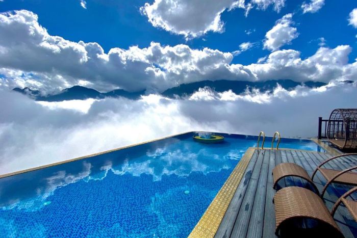 Piscine panoramique du Pistachio Hotel