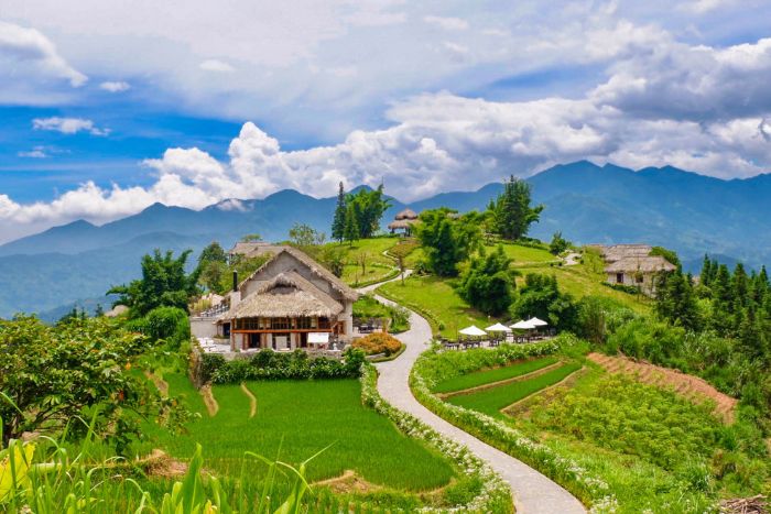 Topas Ecolodge face aux montagnes