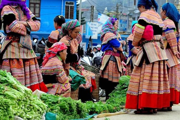 Les Hmong au marché ethnique de Bac Ha