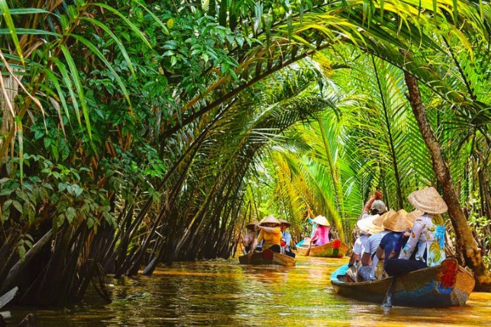 Découvrir la région fluviale du Sud-Ouest ne serait pas complet sans une balade en bateau à Ben Tre