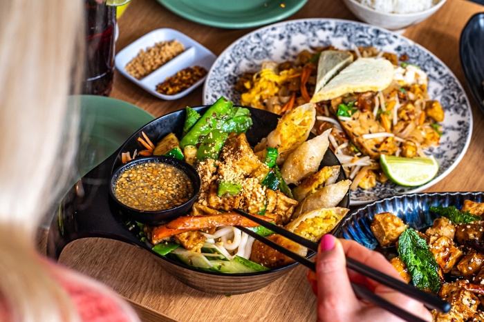 Profitez de la nourriture pour les touristes musulmans au Mékong au Vietnam