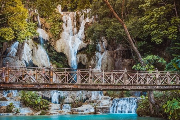 Les cascades de Kuang Si en juin offrent un d&eacute;cor naturel exceptionnel 