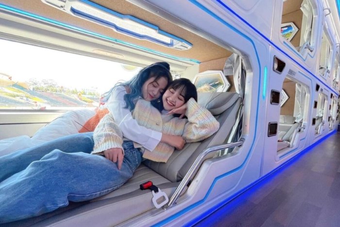 Bus couchettes (Sleeper Bus)