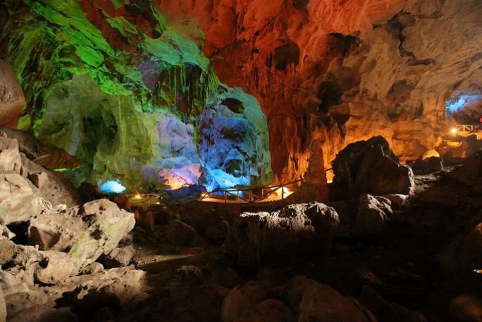 Grotte de Tam Khanh à Lang Son