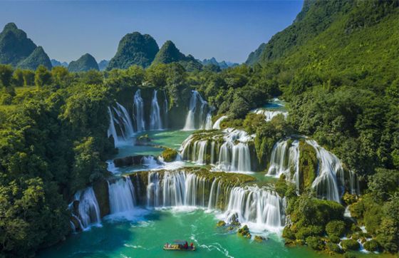 Cascade De Ban Gioc: Un Joyau Naturel à Cao Bang, Vietnam