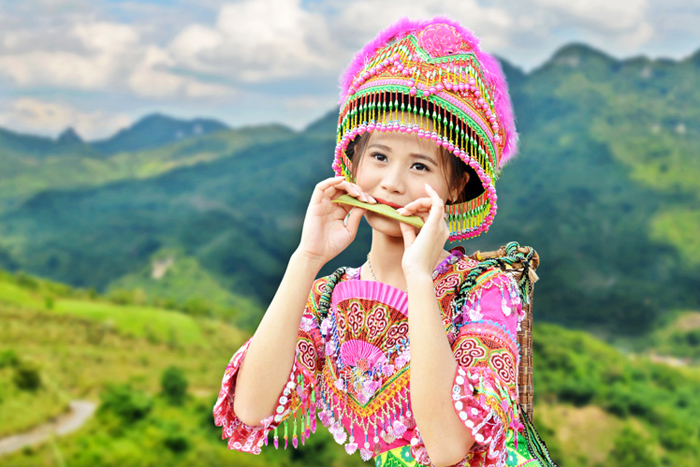 Le costume traditionnel des femmes Hmong 