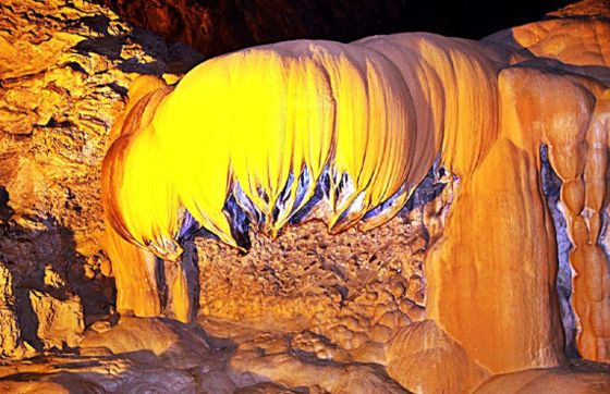 Grotte De Nguom Ngao: Chef-doeuvre Naturel à Cao Bang Vietnam