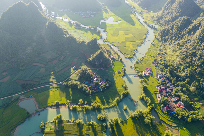 Visiter les villages locaux à Phong Nam