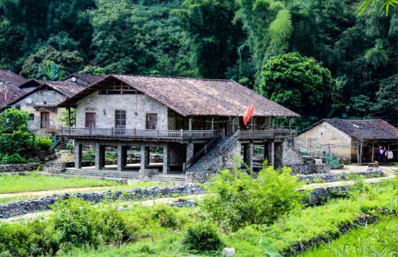 Village De Pac Rang: Le Village Des Forgerons De Phuc Sen, Cao Bang