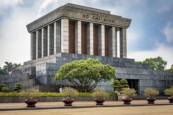 Circuit Vietnam Cambodge : une visite au mausolée de Ho Chi Minh