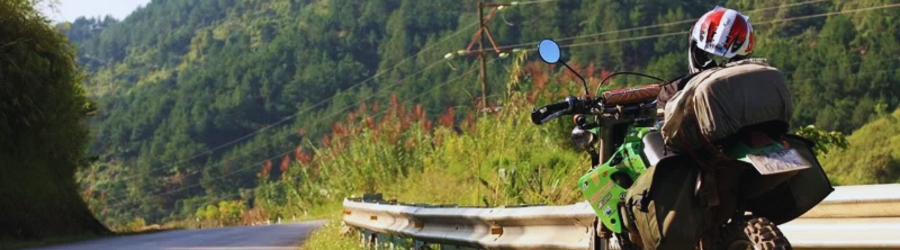 Circuit moto au centre du Vietnam