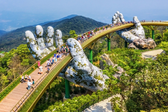Pont d'Or à Ba Na Hills