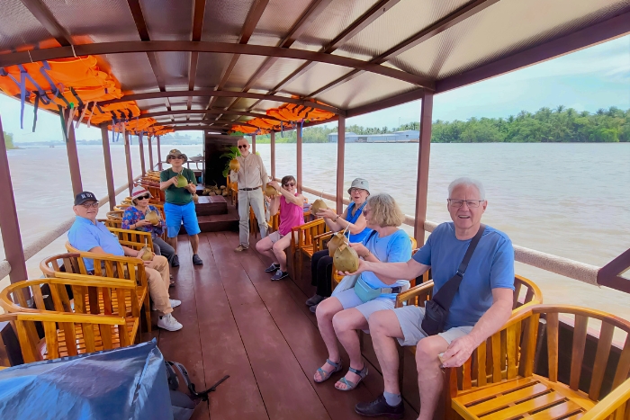 Excursion en bateau pour explorer le delta du Mékong au Vietnam