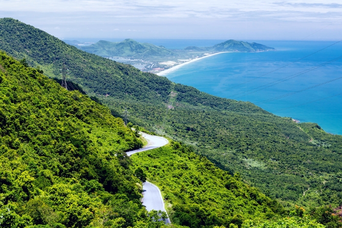 Que voir en 2 semaines au centre Vietnam ? Col des Nuages est incontournable