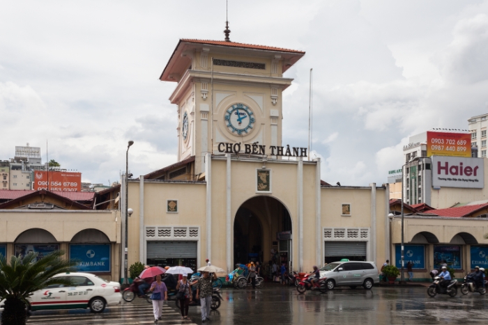 Visitez le marché de Ben Thanh dans l'itinéraire de 2 semaines au sud Vietnam