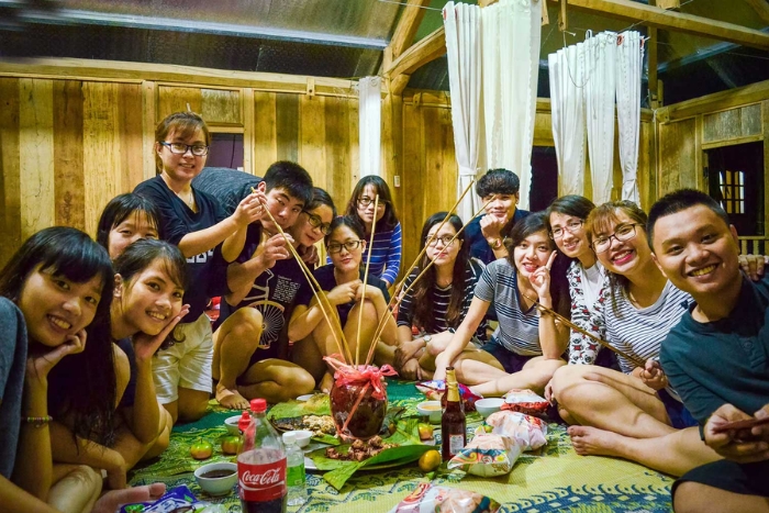 Dégustez le ruou can pendant votre séjour à Mai Chau Vietnam