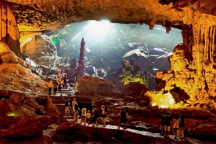 grotte de la Surprise