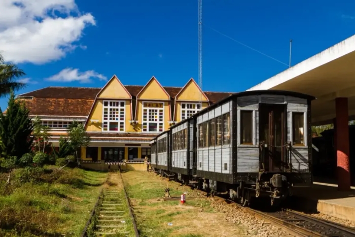 Gare de Da Lat — la plus belle gare de l’Indochine