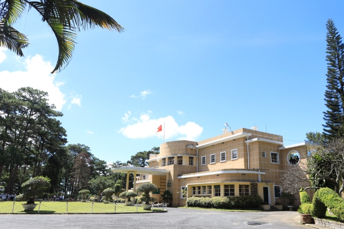 Visitez le Palais‎ de Bao Dai III dans notre voyage Da Lat 3 jours en famille