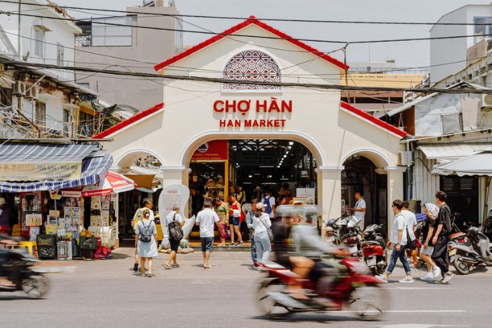  Marché de Han - Un des marchés les plus célèbres de Da Nang