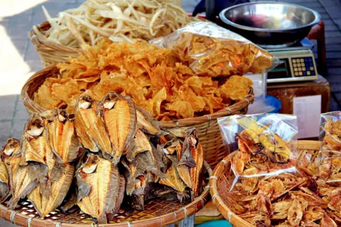 Fruits de mer séchés à Da Nang, Vietnam