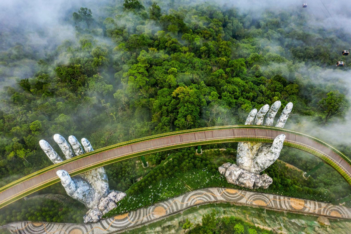 Le Pont d'Or à Da Nang Vietnam