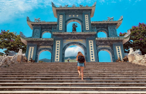 Visite La Pagode Linh Ung (péninsule De Son Tra) Dans Votre Voyage à Da Nang