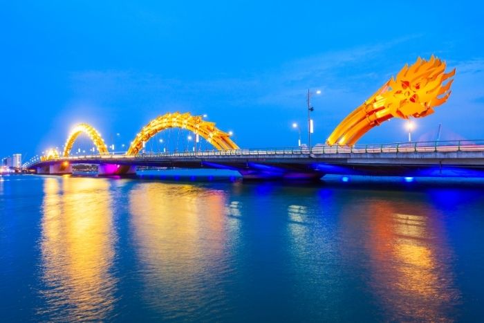 D&eacute;couverte du Pont du Dragon, symbole de modernit&eacute; &agrave; Da Nang
