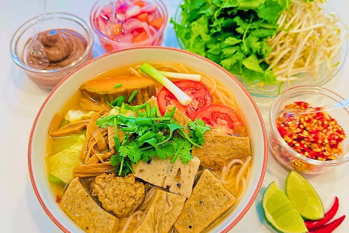 Que faire à Da Nang ? Savourer un Bún Chả Cá