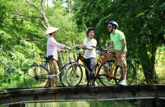 Circuit à Vélo Dans Le Delta Mékong Vietnam