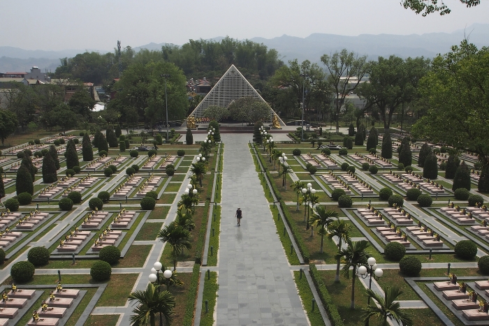 Dien Bien Phu cimeti&egrave;re militaire aux martyrs A1