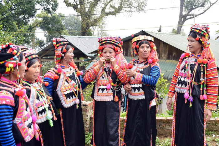 Visitez le village de Ta Ko Khu pour d&eacute;couvrir la culture de l&rsquo;ethnie Ha Nhi