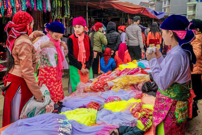 Le marché de Dong Van