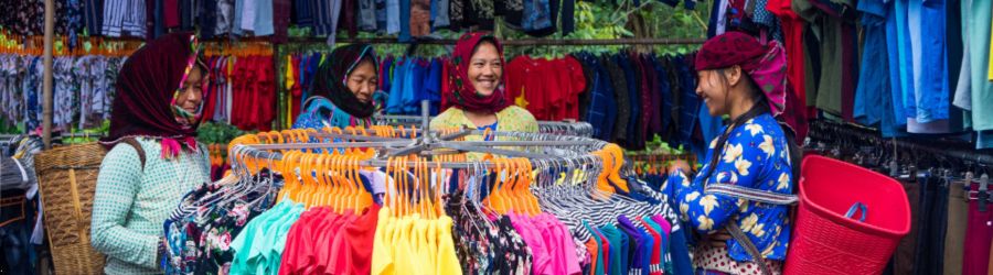 Marché ethnique de Du Gia à Yen Minh, Ha Giang