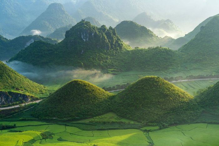 Montagnes jumelles de la Fée à Ha Giang