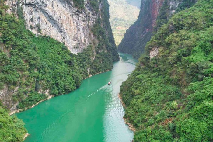 Rivière Nho Que à Meo Vac Ha Giang