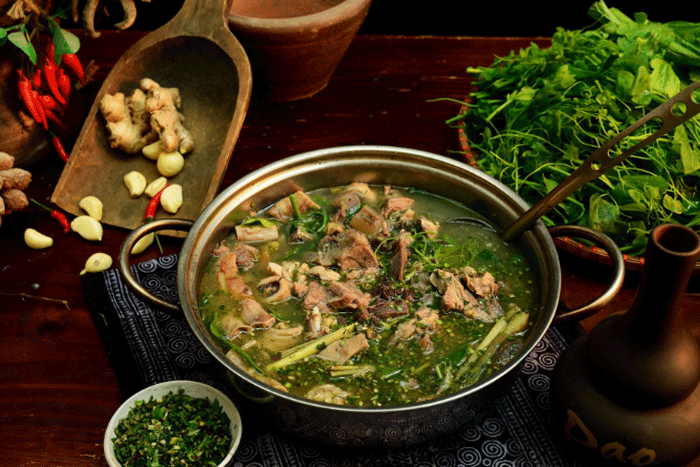 Le “Thắng cố”