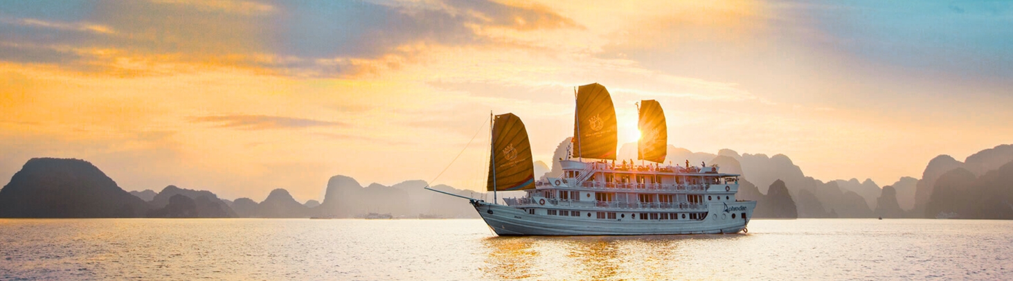 Hera Grand Cruise 4 étoiles croisière baie d’Halong 2 jours