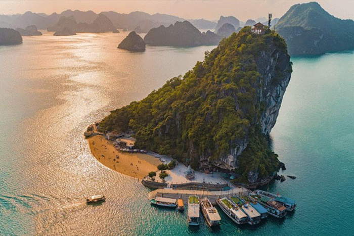 Que faire à Halong? Visitez l'île Ti Top