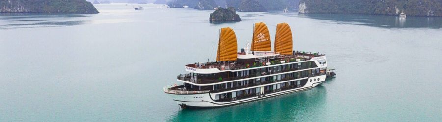 La Regina Legend Cruise 4 étoiles croisière Baie d’Halong