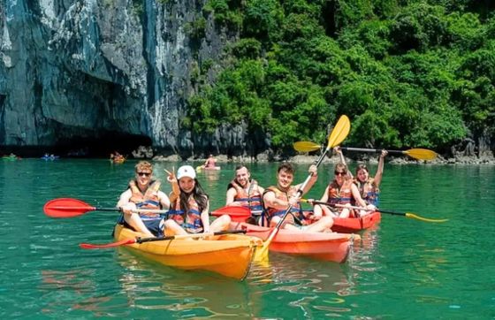 La Regina Classic Cruise 3 étoiles Croisiere Baie D’Halong 2 Jours