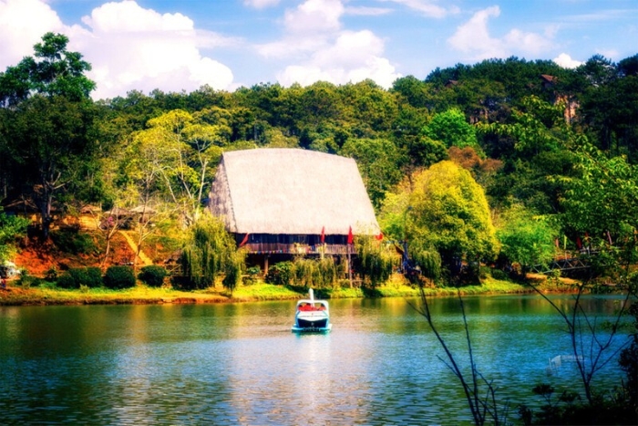 Découverte de Măng Đen – Sérénité au bord du lac Đăk Ke