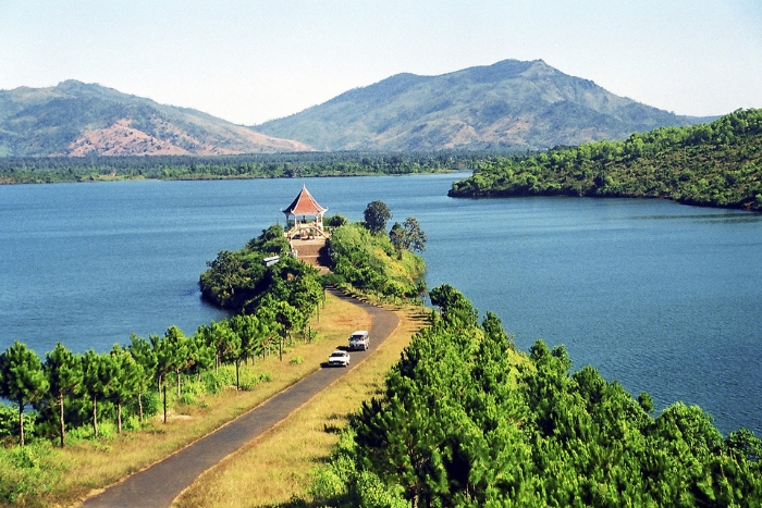 Le lac T’Nung à Pleiku est un site emblématique et magnifique des hauts plateaux du centre